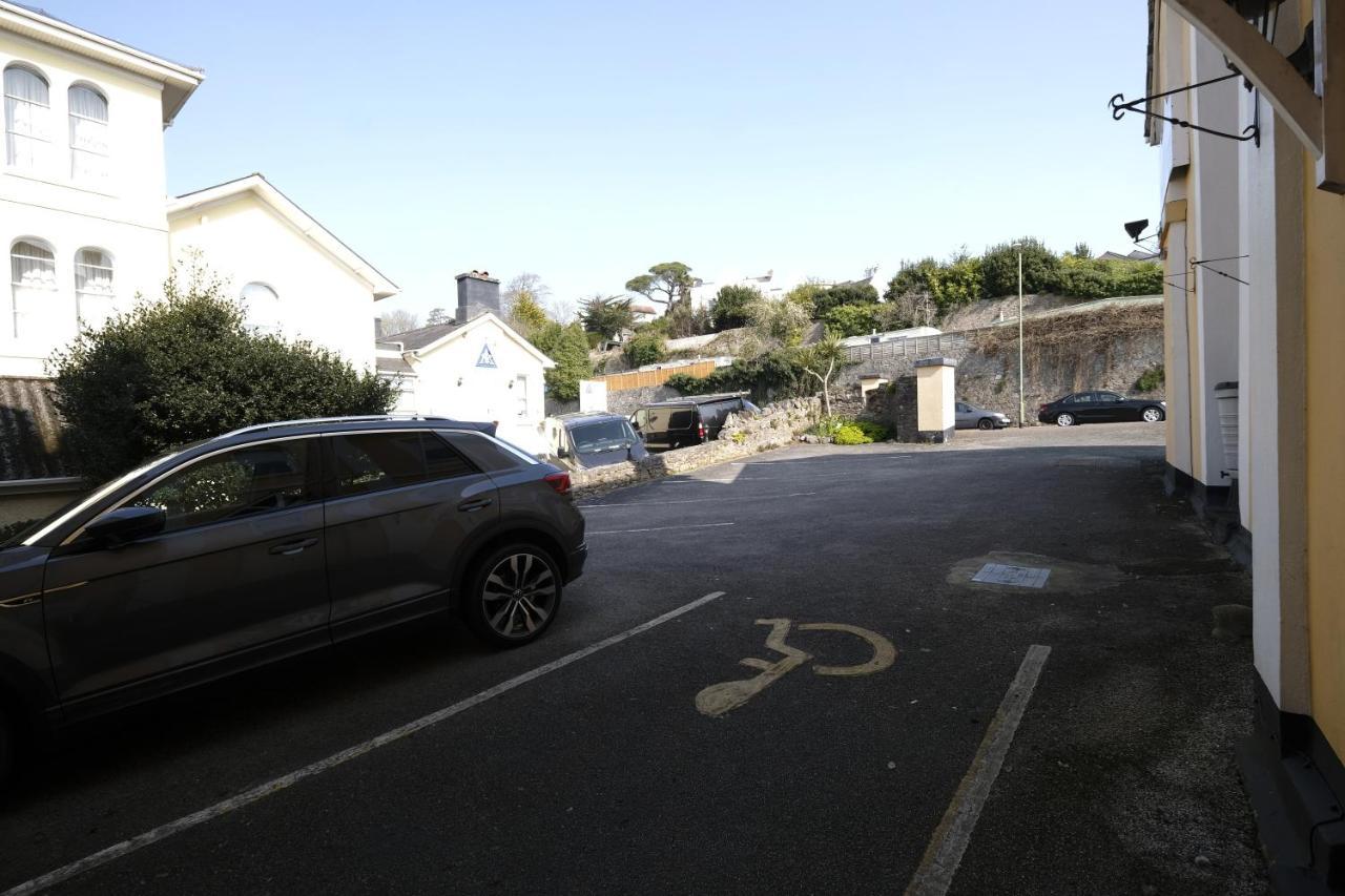 Heathcliff House B&B Exclusively For Adults Free Large Carpark Torquay Exterior photo