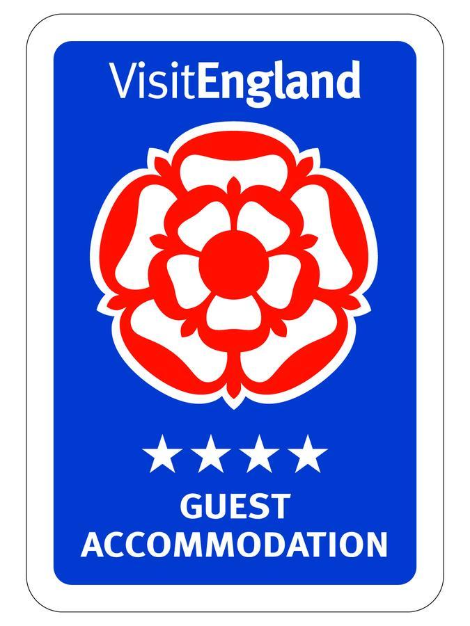 Heathcliff House B&B Exclusively For Adults Free Large Carpark Torquay Exterior photo