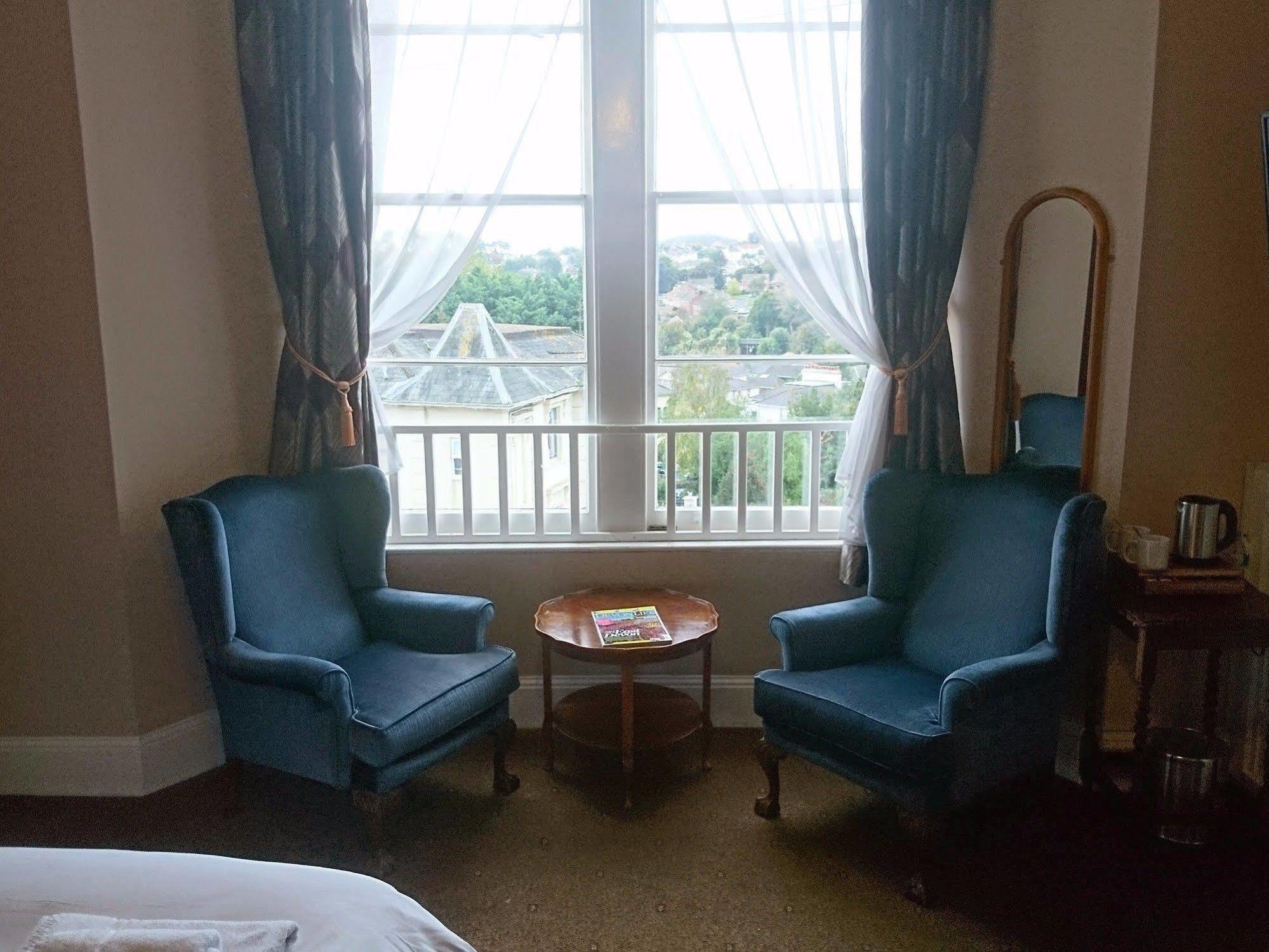 Heathcliff House B&B Exclusively For Adults Free Large Carpark Torquay Exterior photo