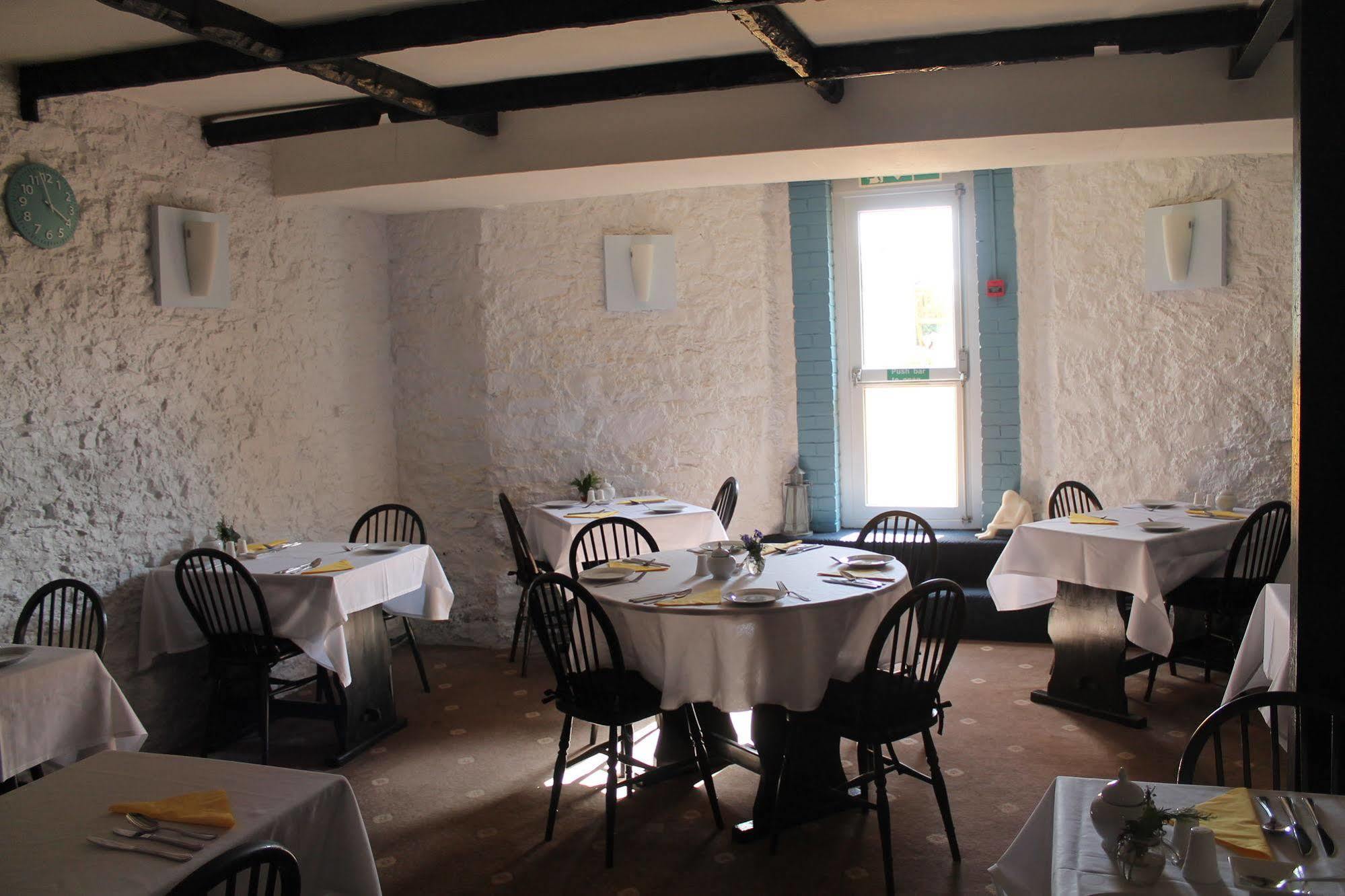 Heathcliff House B&B Exclusively For Adults Free Large Carpark Torquay Exterior photo
